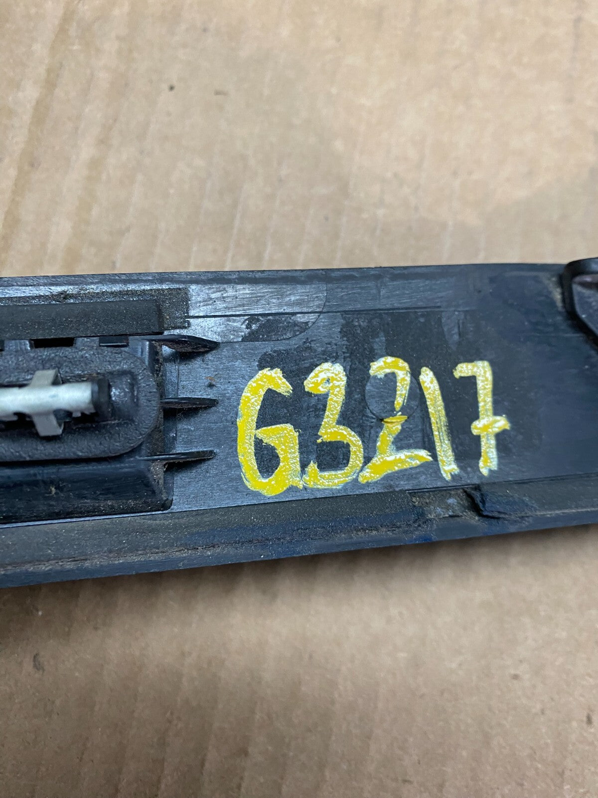 2016 - 2019 Ford Explorer Interceptor Rear Tailgate Molding Without Camera G32177