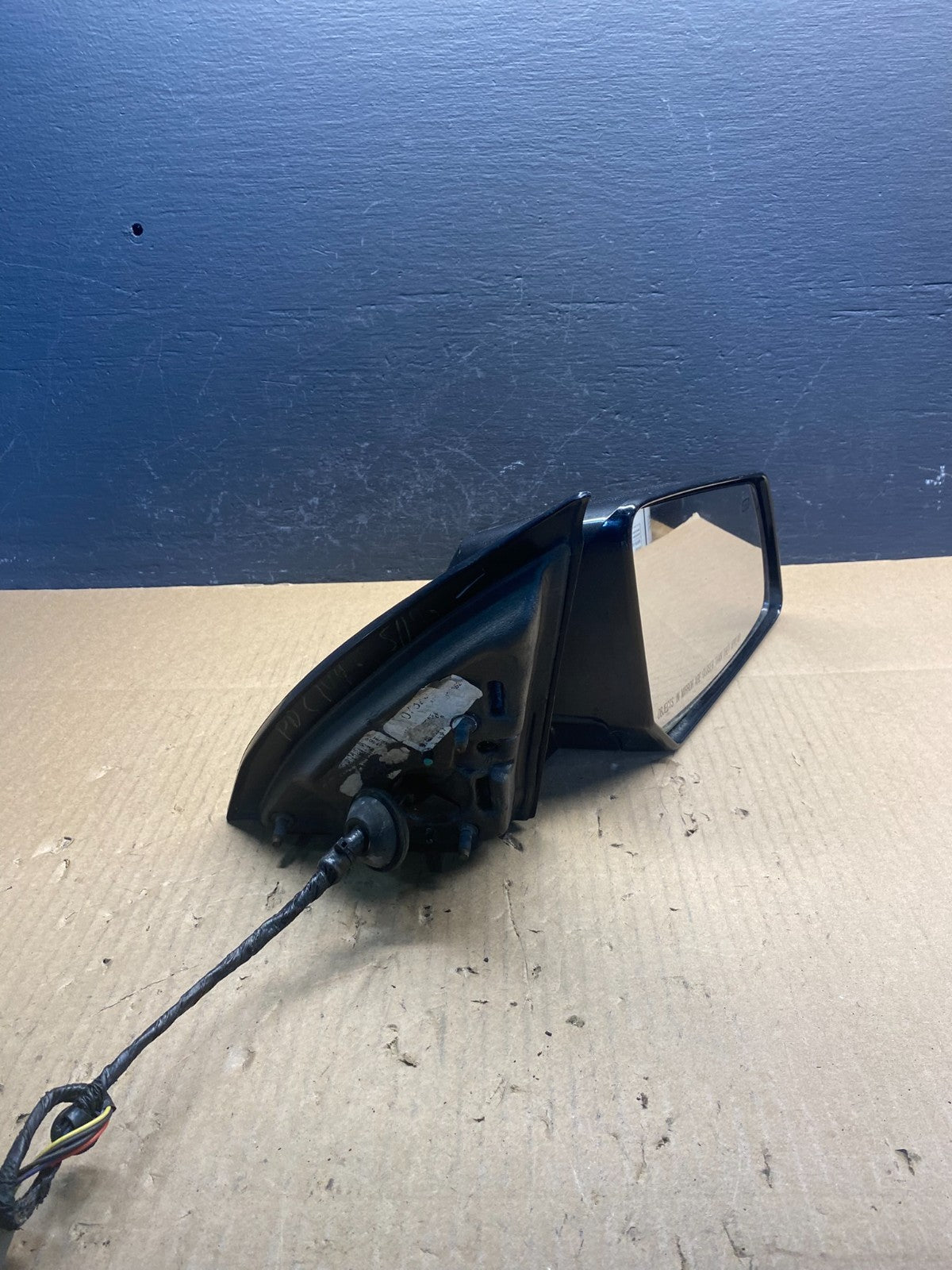 2007 to 2008 GMC Acadia Right Passenger Blind Spot Mirror ac2563 DG9