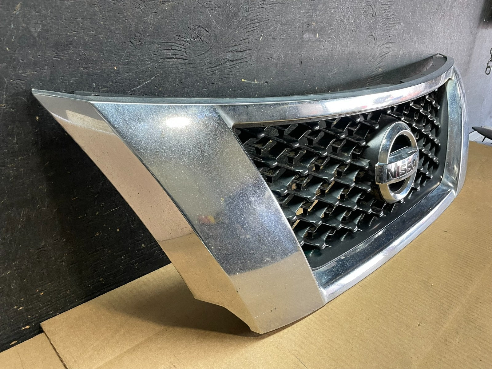 2013-2016 Pathfinder  Front Upper Chrome Grill Grille Aftermarket AA9070  DG2