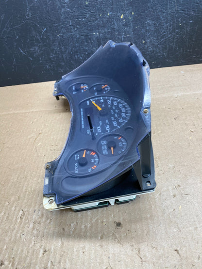 2001 to 2002 Chevrolet Express Speedometer Cluster Gauge AC6525 DG4