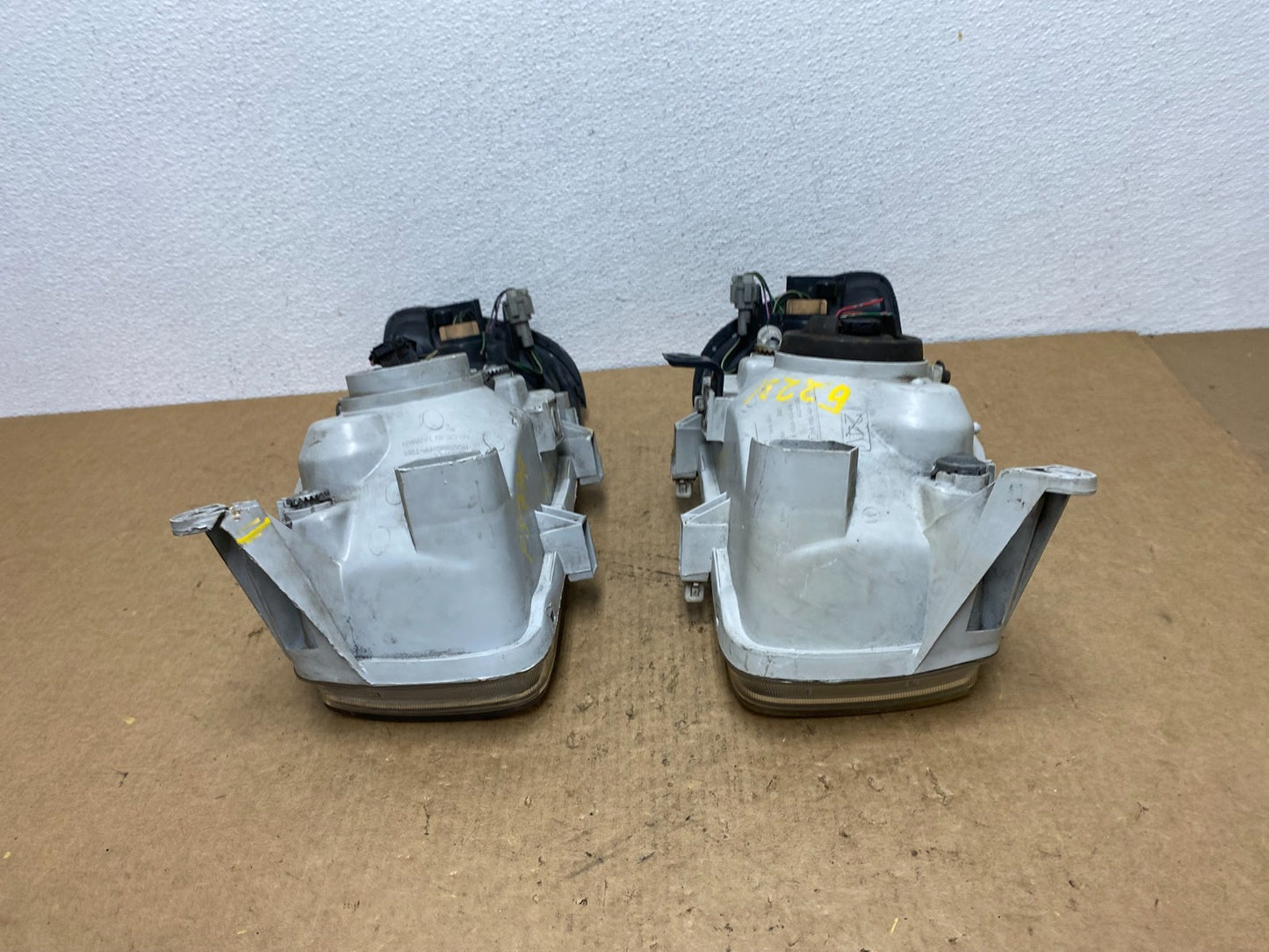 1999-2004 Nissan Pathfinder Left+Right Side Set Halogen Headlights Oem AC3325 DW13
