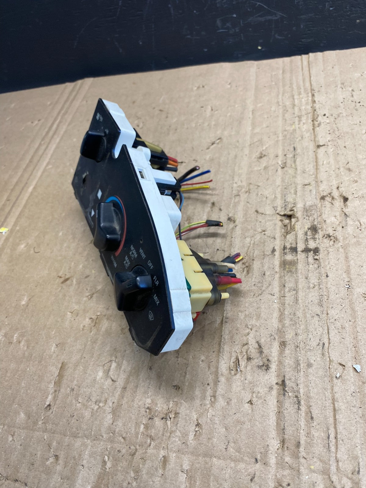 1997-2014 Ford Van Econoline E150 E250 Heater Climate Fan Control AB9112 DG3