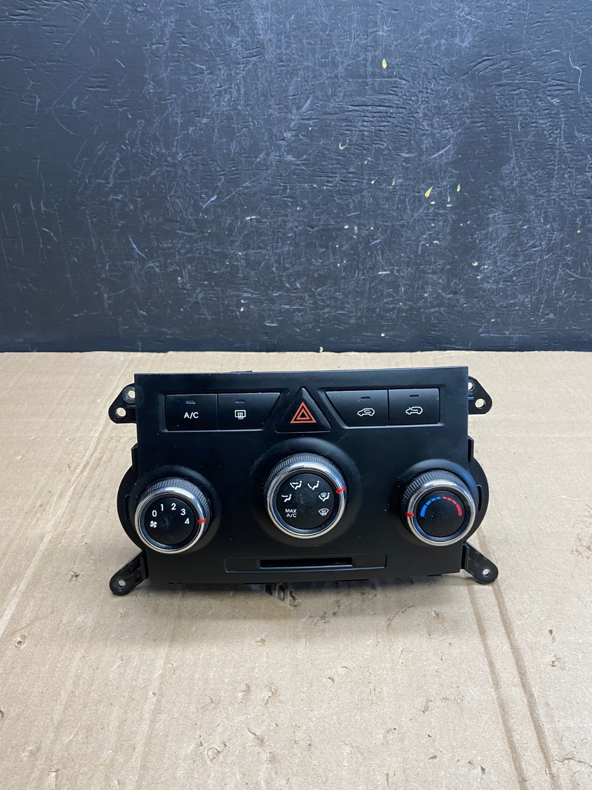 2011 2012 2013 Kia Sorento Temperature AC Climate Control 97250-1uxxx AD7175 DG0