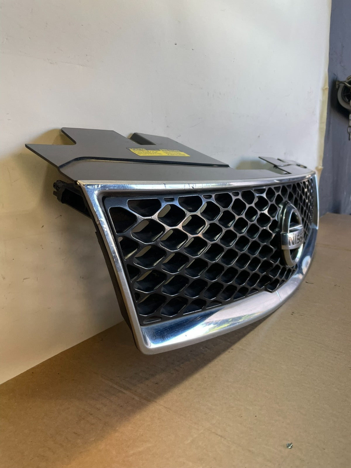 2010 to 2012 Nissan Sentra Front Upper Grill Grille AG2928 DG2