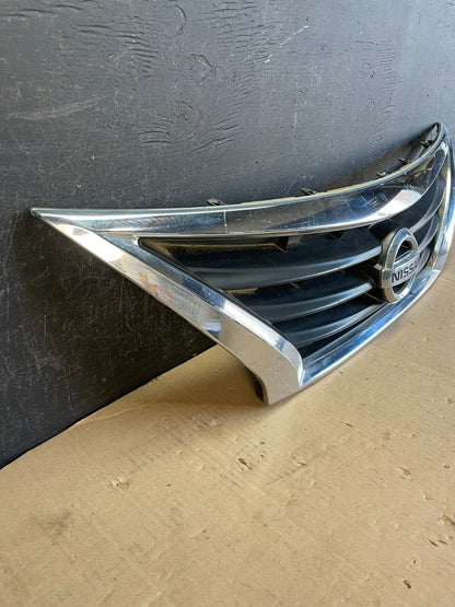 2013 to 2015 Nissan Altima Front Upper Grill Grille Sedan Aftermarket AD8575 DG2