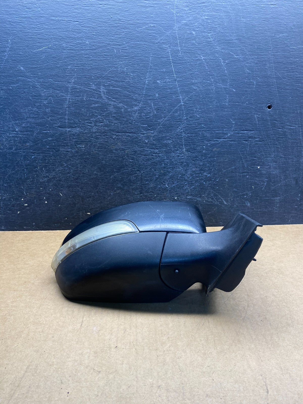 2012-2014 Ford Focus Right Passenger View Door Turn Sgn Mirror AH7070 DW3