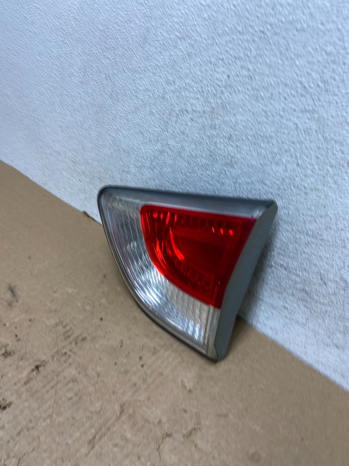 2013 to 2016 Nissan Pathfinder Right Passenger Inner Tail light AF8122 DW1