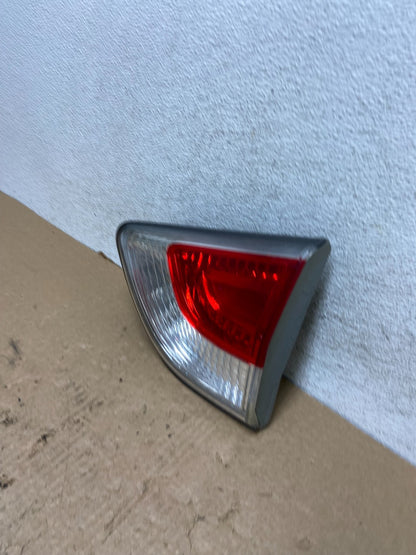 2013 to 2016 Nissan Pathfinder Right Passenger Inner Tail light AF8122 DW1