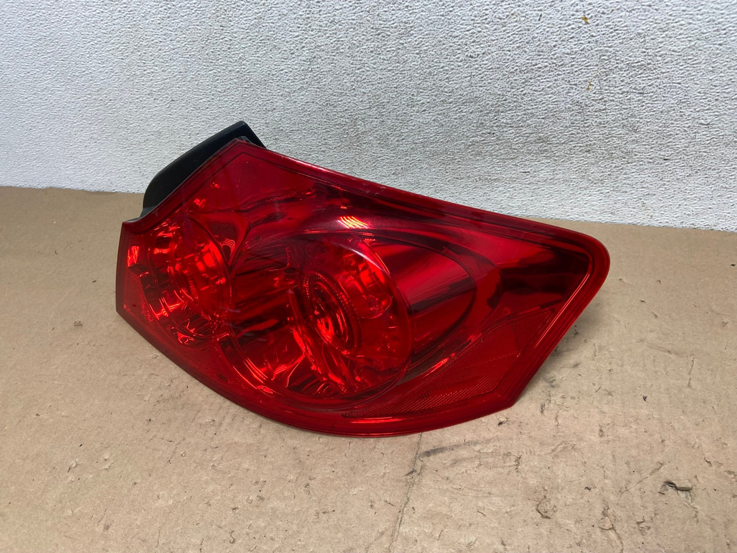 2007 to 2013 Infiniti G35 G37 Sedan Right Passenger Rh Tail Light AG5480 LK1