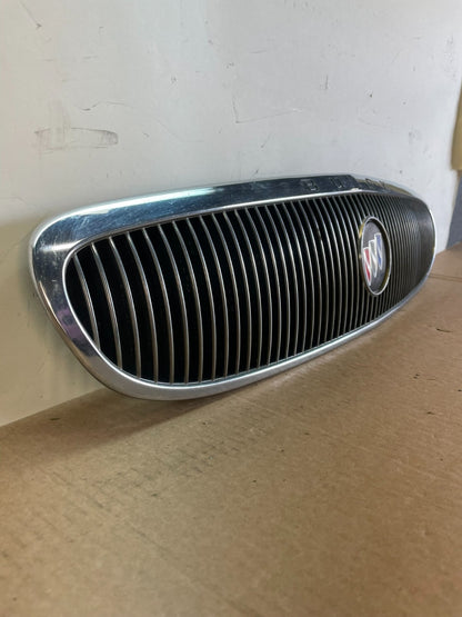 1997 to 2002 Buick Century Front Upper Grill Grille AG2945 DG2
