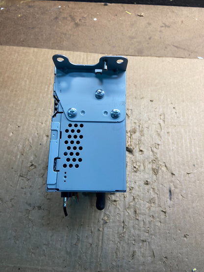 2016 to 2017 Ford Explorer Audio Equipment Radio Receiver AM FM CD Y7534 DG1