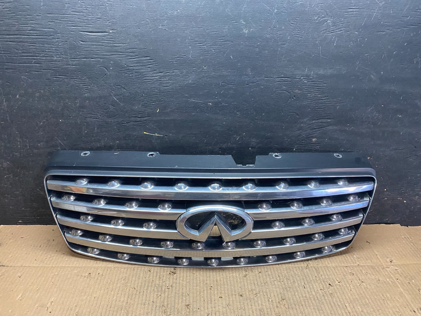 2003 2004 2005 Infiniti FX35 Grill Grille W/ Emblem Oem T9532 DG0