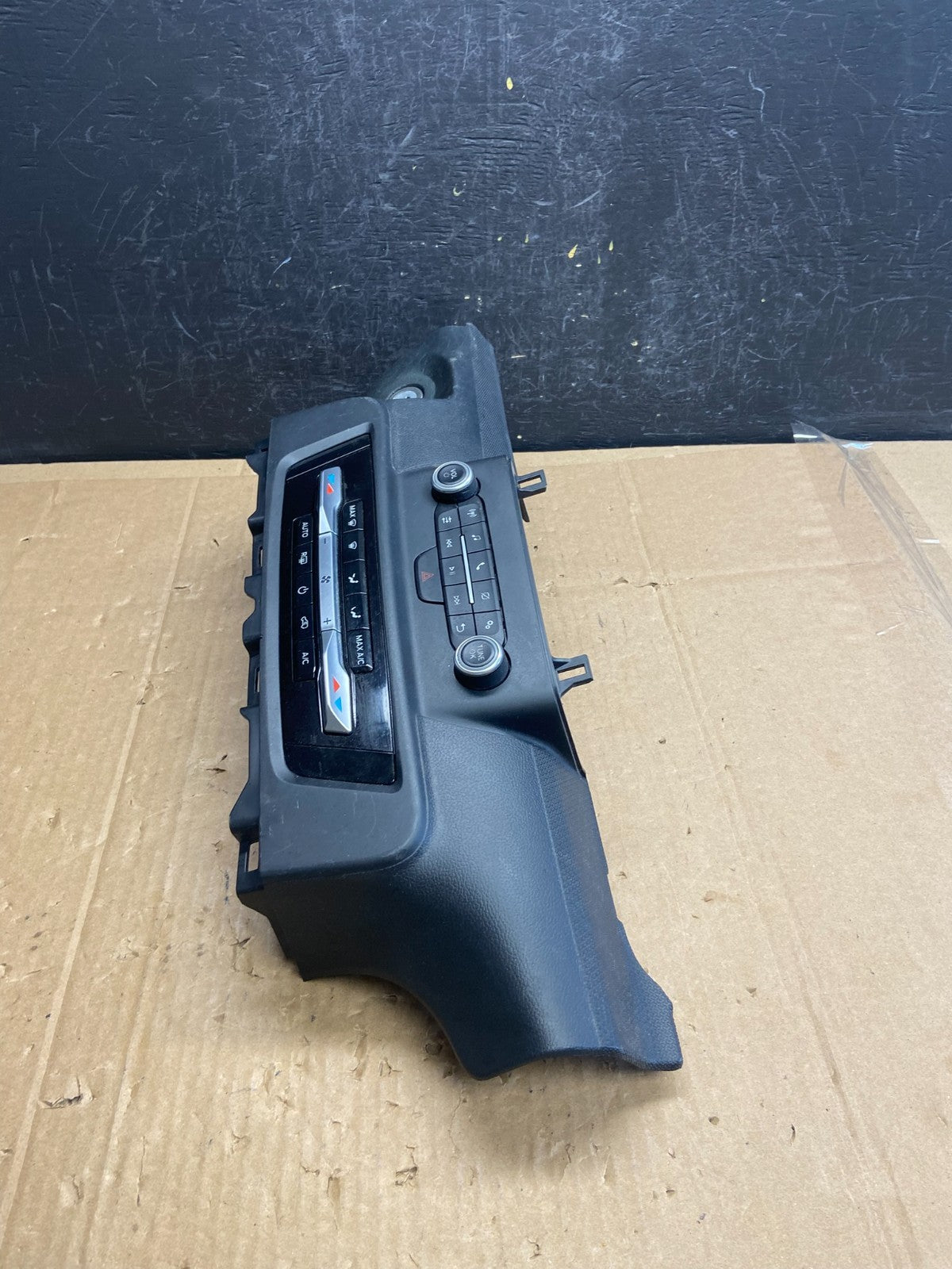 2020 to 2023 Ford Explorer Radio Climate Control Panel Trim ad2208 DG2