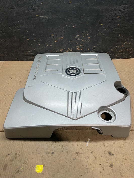 2004 to 2007  Cadillac CTS4.2L Plastic Engine Cover Shield OEM x8196 DG0