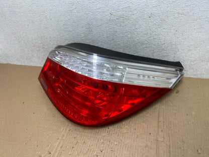 2008 2009 2010 BMW 5 525i 530i Right Passenger Rh Tail Side Light L3363 DW1