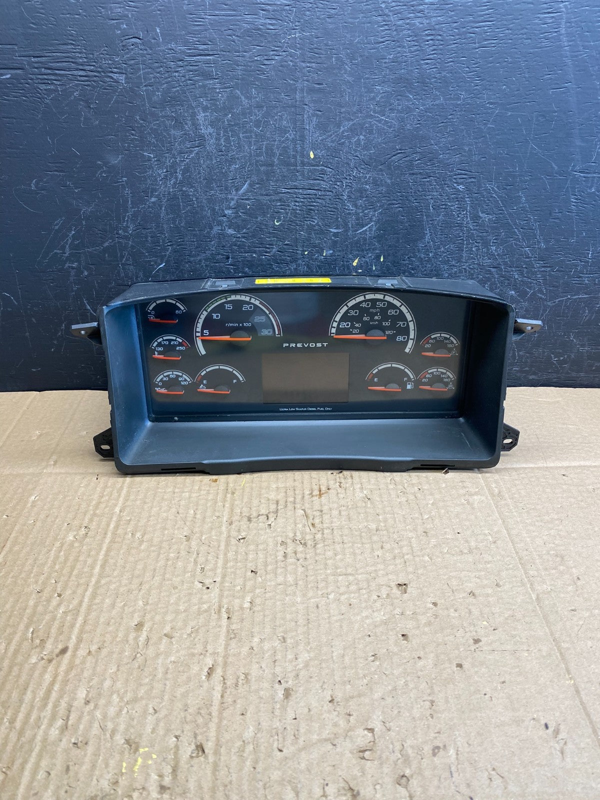 2012-2018 Volvo VNL Instrument Gauge Cluster 21580323-p02 AC95410