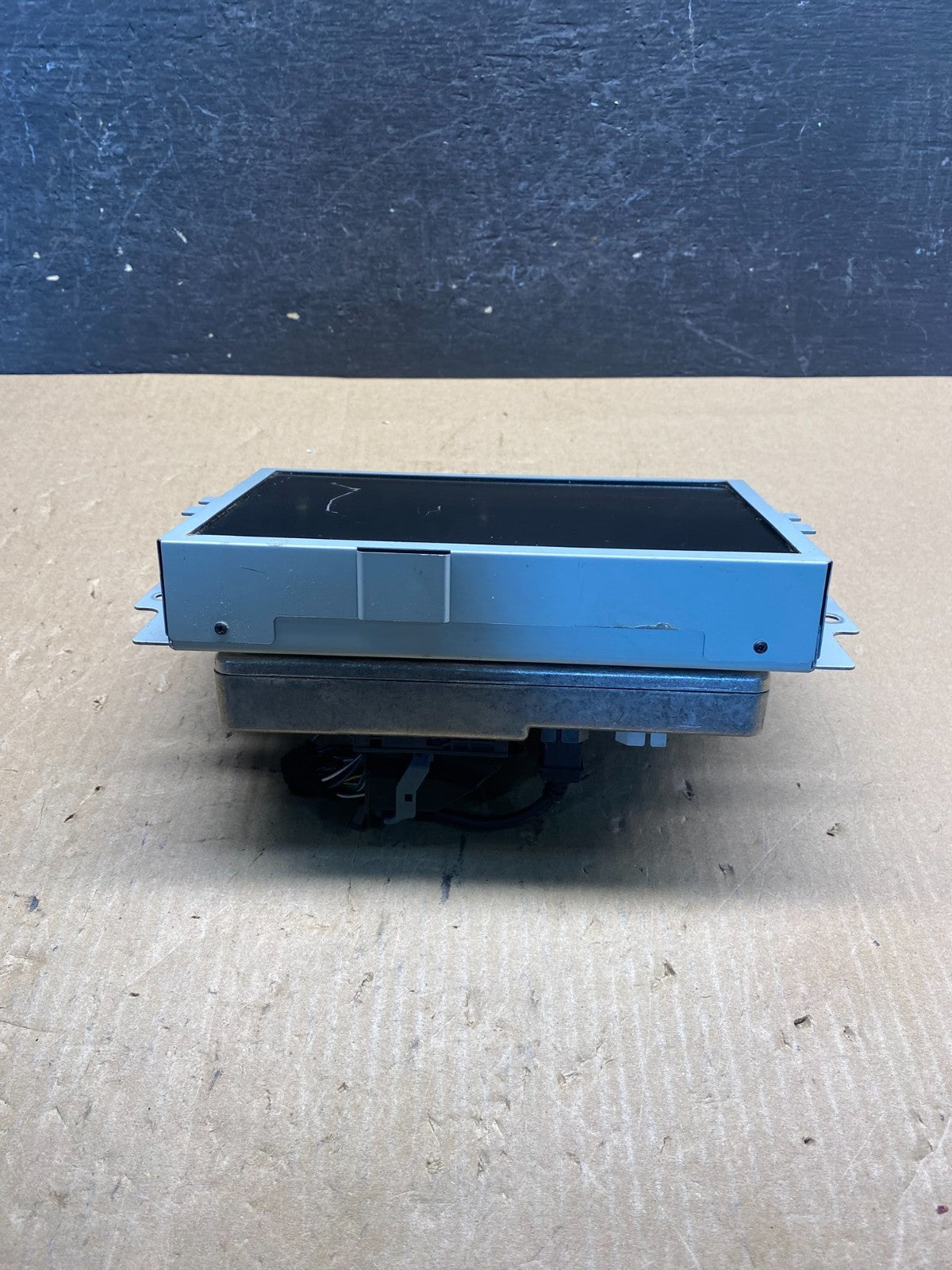 2013 to 2016 Ford Fusion Radio Information Display Screen AG1889 DG3