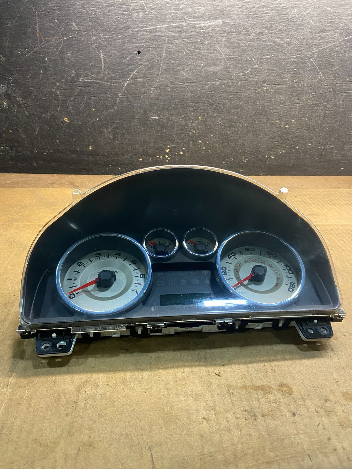 2008 - 2010 Ford Edge Gauge Speedometer Cluster Y4563 DG0