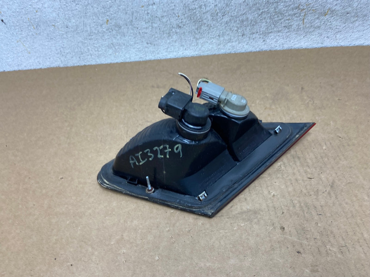 2007-2008 Chrysler Sebring Sedan Inner Left Driver LH Tail Light AI3279 LK6