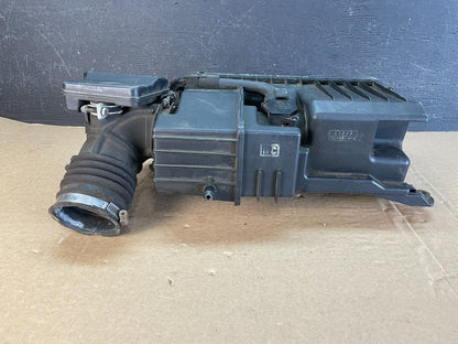 2006 - 2008 Lexus 400h Air Intake Resoantor Box AF5328 DG5