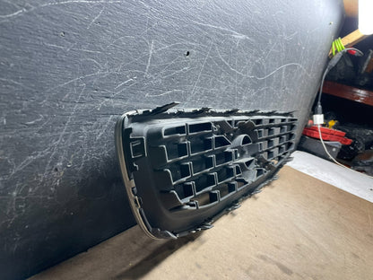 2011 2012 2013 Volvo C70 Front Upper Grill Grille L3865 DG Oem6