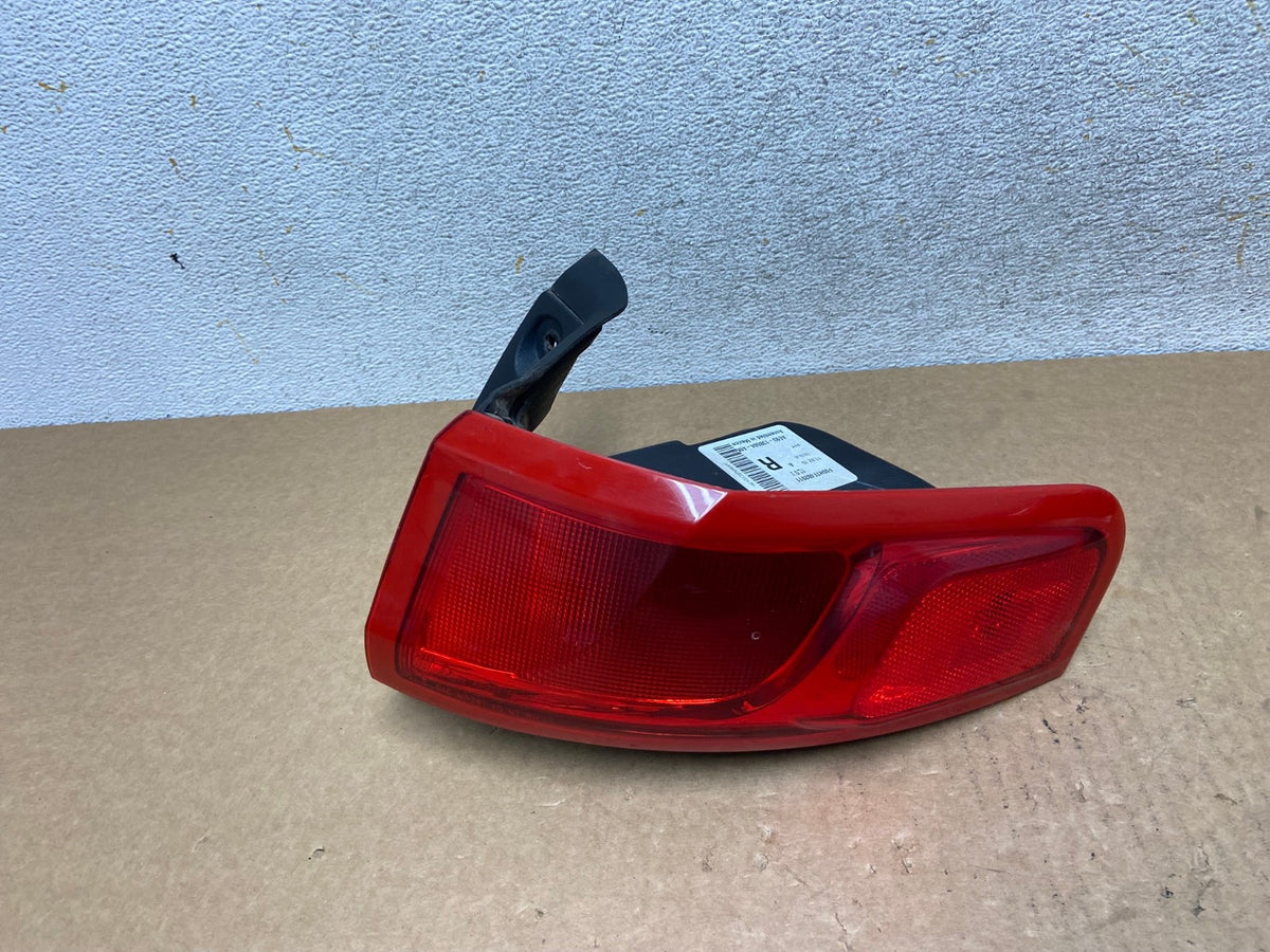 2010-2018 Lincoln Mkt Right Passenger Rh Side Tail Light AI3289 LK0