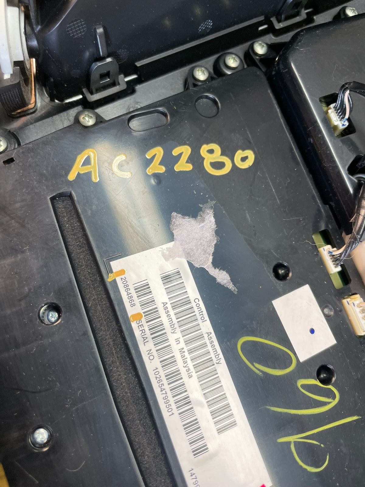 2011-2012 Cadillac SRX A/C Heater Radio Climate Control Panel Bezel OE AC2280 DG7