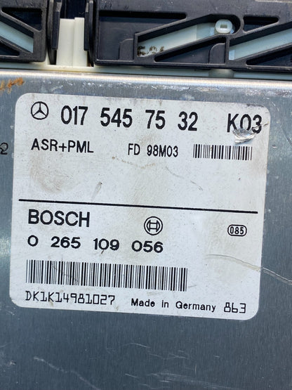 1998 to 1999 Mercedes E320 Engine Control Unit ECU ECM Module AF8954 DG2