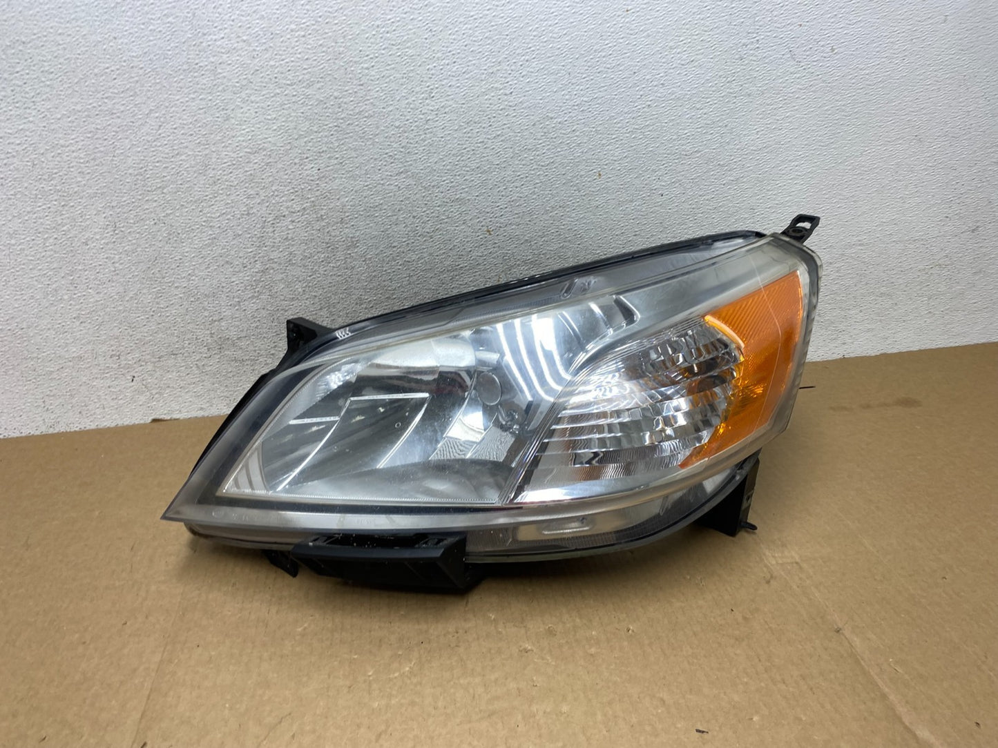 2013 to 2021 Nissan NV200 Left Driver LH Halogen Headlight AF9528 DW0
