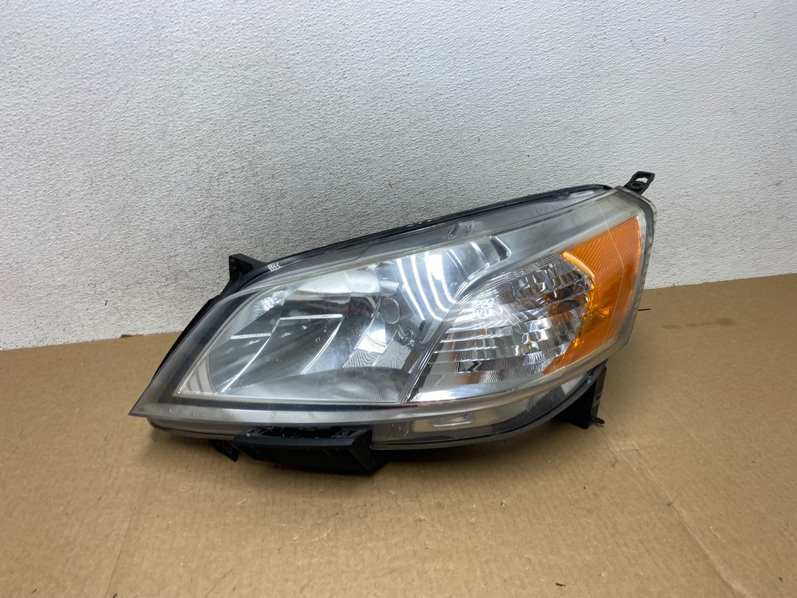 2013 to 2021 Nissan NV200 Left Driver LH Halogen Headlight AF9528 DW0