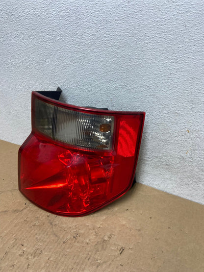 2003 to 2008 Honda Element Right Passenger Rh Side Tail Light AG1068 LK1