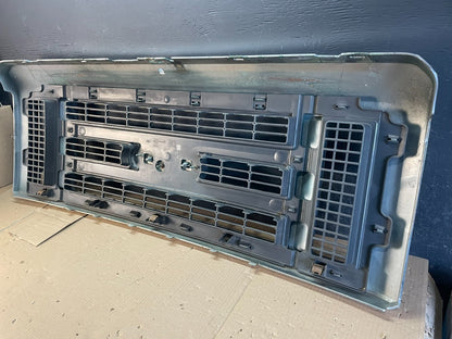 2008 to 2014 Ford Econoline E150 E250 Front Upper Chrome Grill Grille AE3621 DG5