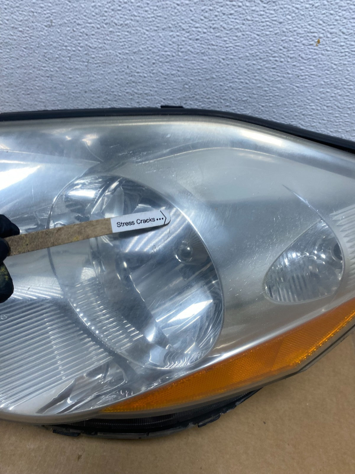 2006 to 2010 Toyota Sienna Left Driver Lh Side Headlight Halogen AC1750 DW4