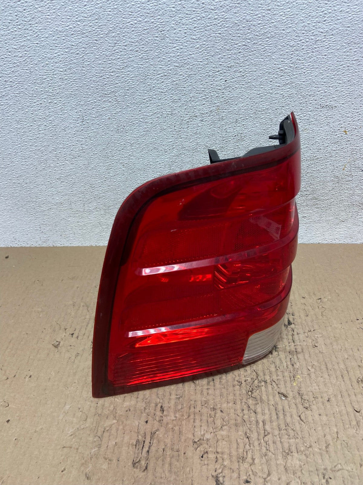 2003 2004 2005 2006 Ford Expedition Left Driver Lh Tail light AF7035 LK2