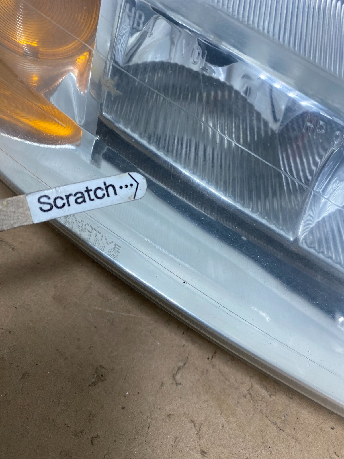 2000 to 2002 Saturn L Series Headlight Right RH Passenger Side H3185 DG15