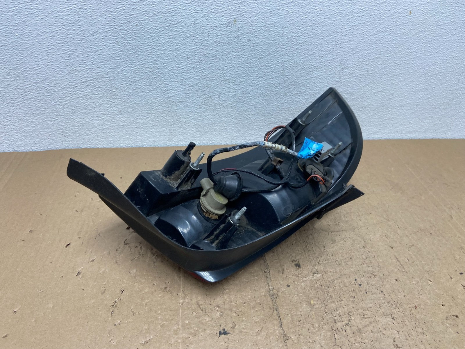 2000 - 2003 Mercury Sable Sedan Right Passenger Rh Side Tail Light AC7402 DW5