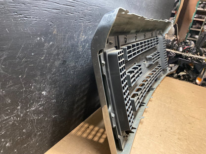 2008 to 2014 Ford Econoline E150 E250 Front Upper Chrome Grill Grille F68789