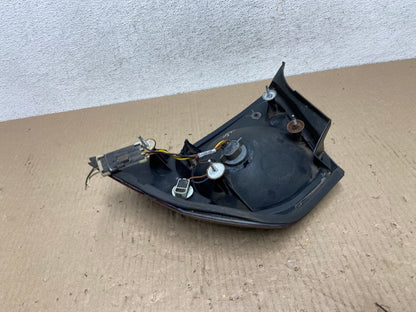 2000 - 2005 Chevrolet Impala Left Driver Lh Side Tail Light AE9766 LK7