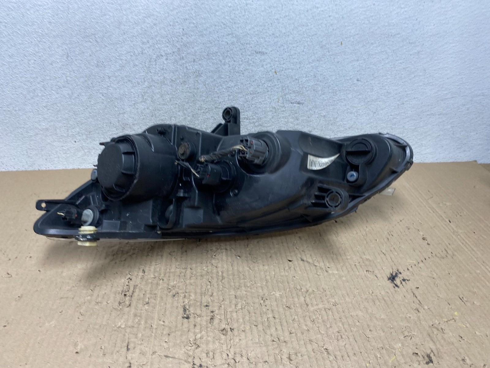 2011 2012 2013 2014 Chrysler 200 Right Passenger Halogen Headlight AF7111 DW8