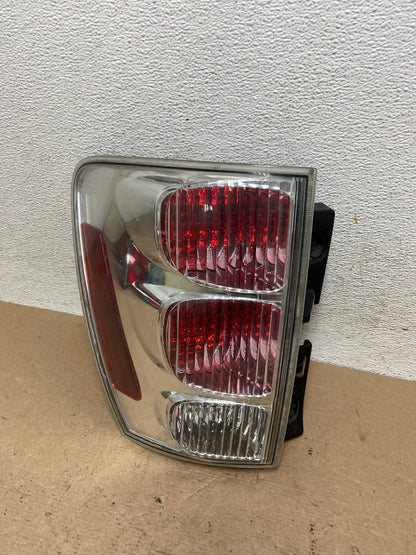 2005 to 2008 Chevrolet Equinox Left Driver Lh Side Tail Light AF4830 LK0