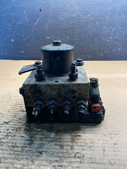 Wabco ABS Pump Hydraulic W/ Module P/N 4460470002 aa3327 DG3