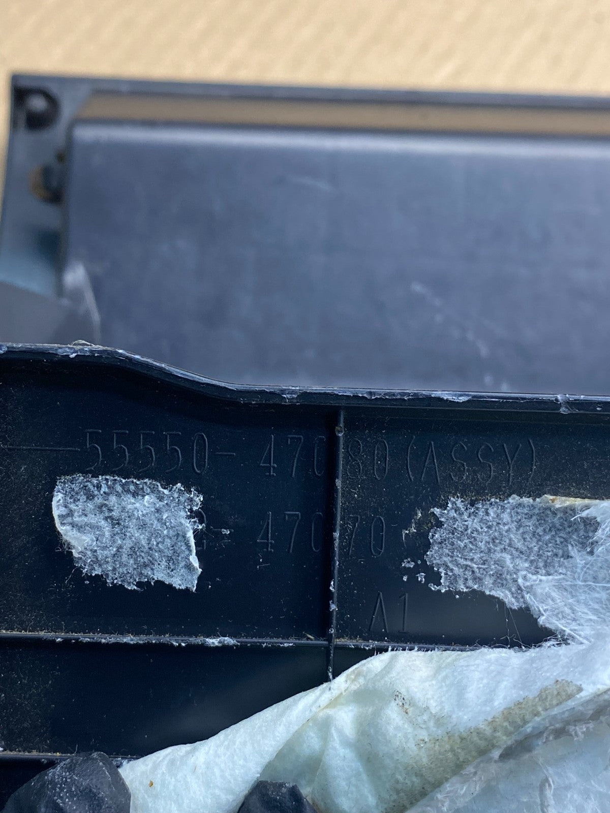 2010 - 2015 Toyota Prius Glove Box Compartment AH7435 DG7
