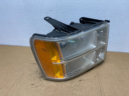 2007 - 2014 GMC Sierra Right Passenger RH Halogen Headlight AC7631 DW2