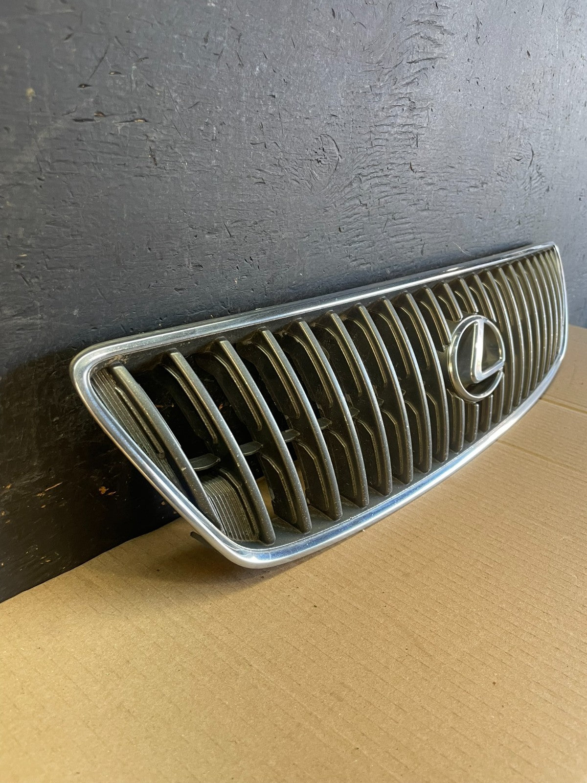 1998 to 2005 Lexus GS300 Front Upper Chrome Grill Grille AE3488 DG2