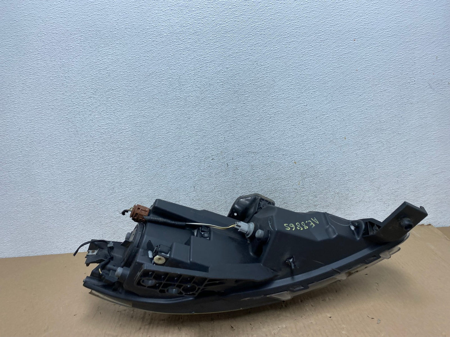 2013 to 2016 Dodge Dart Right Passenger Halogen Black Headlight AE8865 LK5