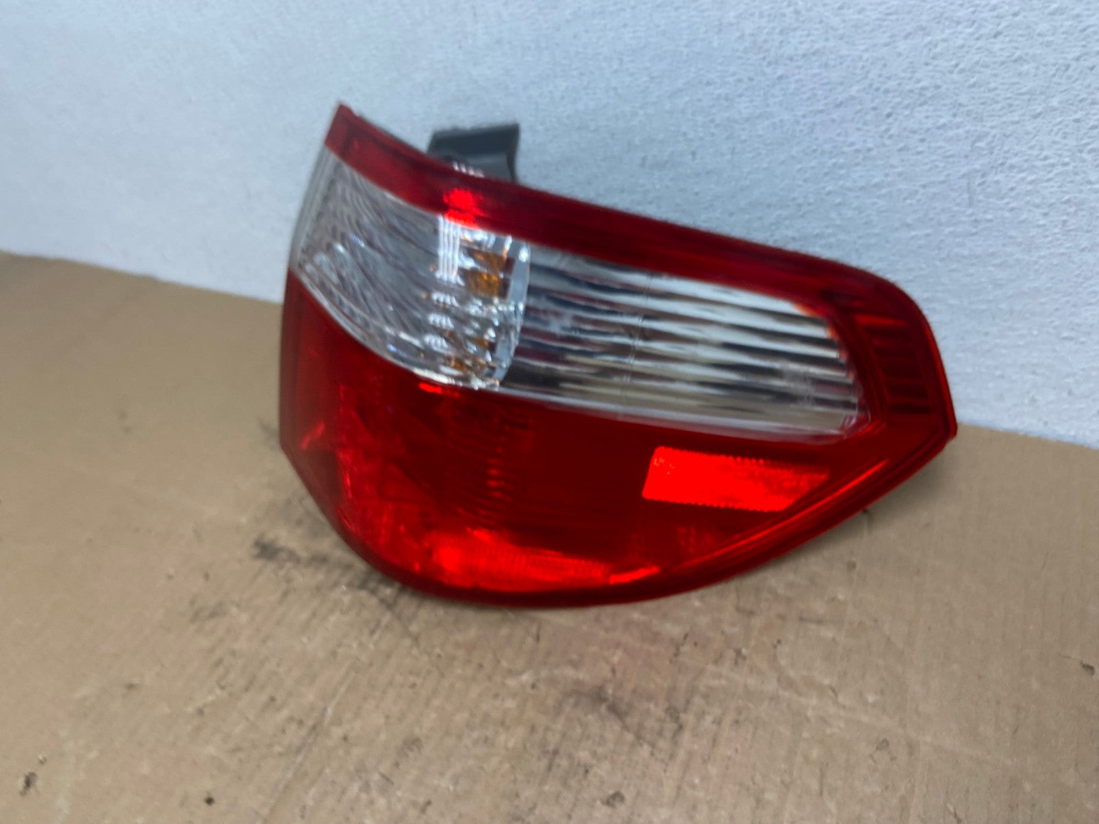 2005 2006 2007 Honda Odyssey Right Passenger RH Side Tail Light DEPO AB8336 LK1