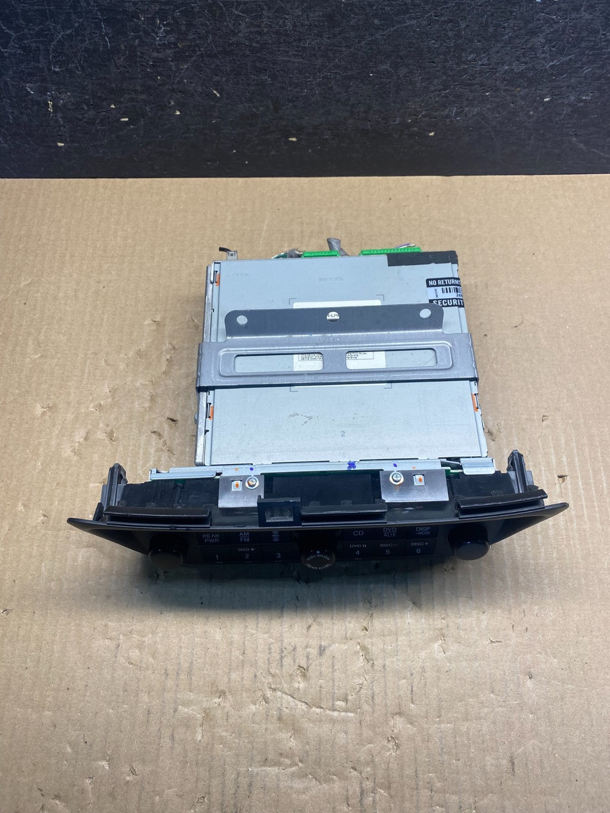 2005 to 2010 Honda Odyssey Am Fm Cd Player Radio Receiver ag3838 DG3