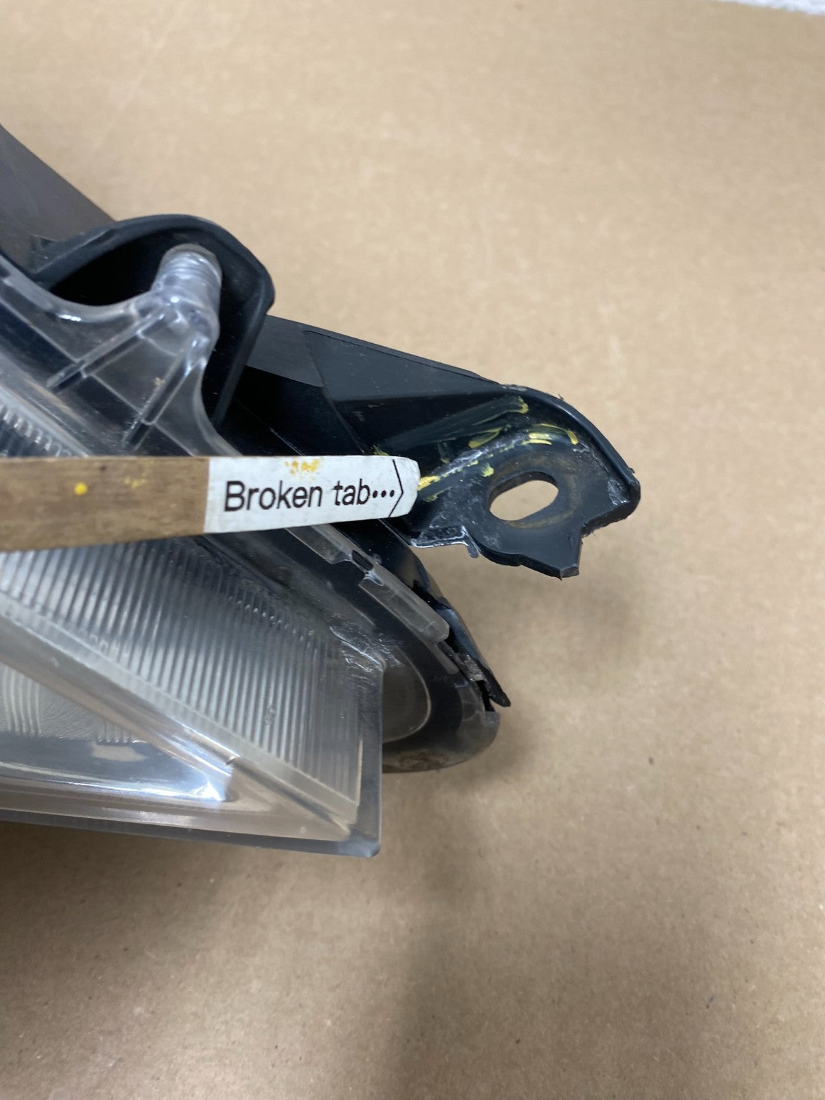 2011-2014 Toyota Sienna Right Passenger RH Halogen Headlight AE4851 DW6