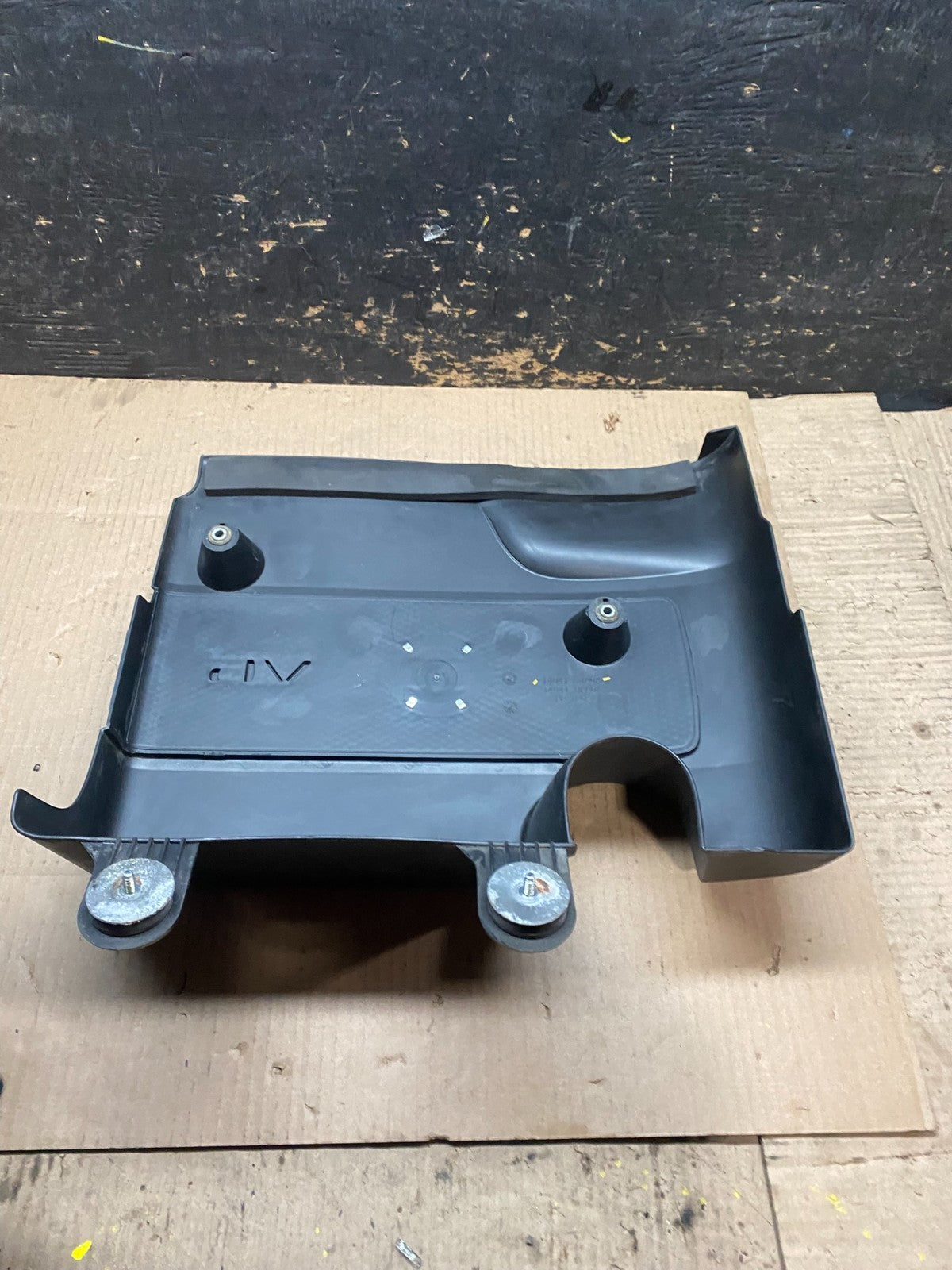 2013 to 2016 Nissan Pathfinder Engine Cover Motor Shield w5725 DG5
