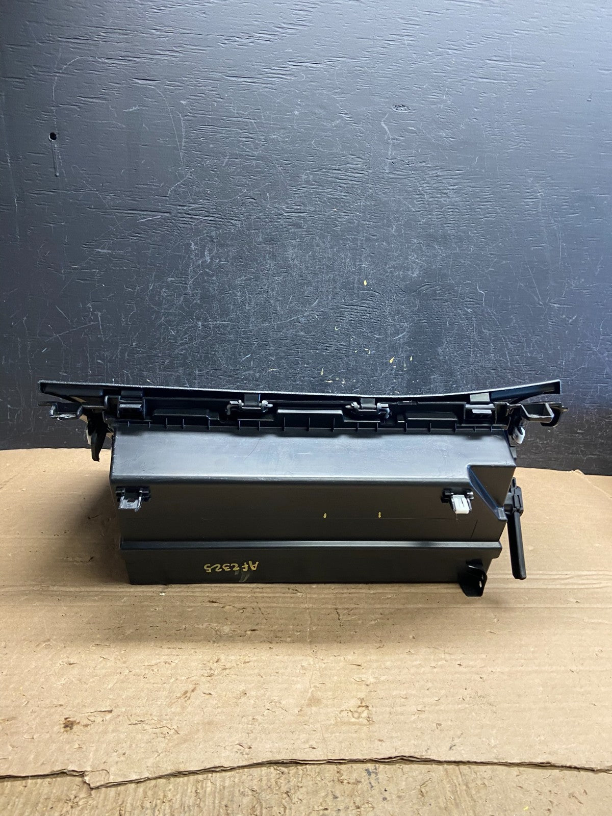 2013 to 2016 Ford Fusion Front Right Passenger Storage Glove Box AF2325 DG5